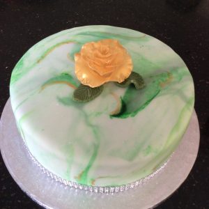 Golden rose elegant cake